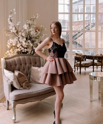 Разнообразные услуги – от классики 🌹 до экспериментов 🔥. 🔞 Приятными бонусами - глубокий минет и анальный секс. 💯 Безумно люблю кунилингус, подарю тебе незабываемое наслаждение! 💦 Есть положительные отзывы. В моем фотоальбоме есть уникальные фото и видео. Я жду тебя в Москве📍💋 11779, 24 года