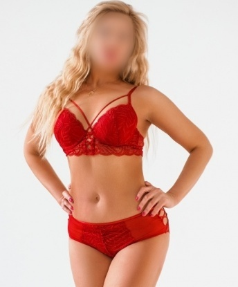 Раскованная и откровенная развратница готова исполнить все твои фантазии. Звони и приходи, не пожалеешь! 9600, 36 лет